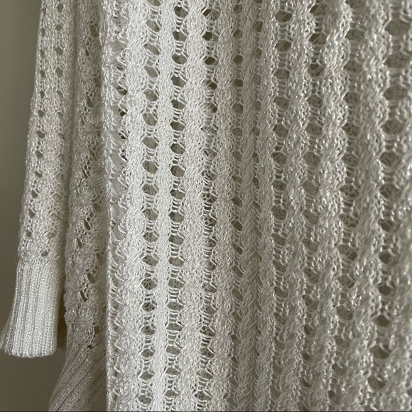 White silky loose knit mesh oversized top - Picture 3 of 9